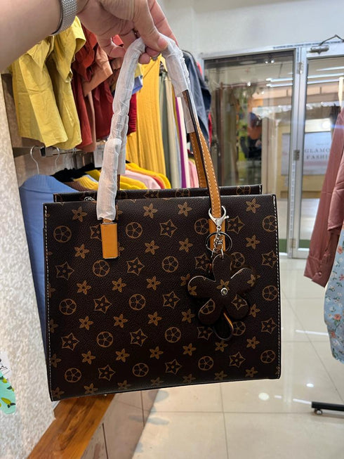 Fashion & Lassic Premium Medium Size Handbag